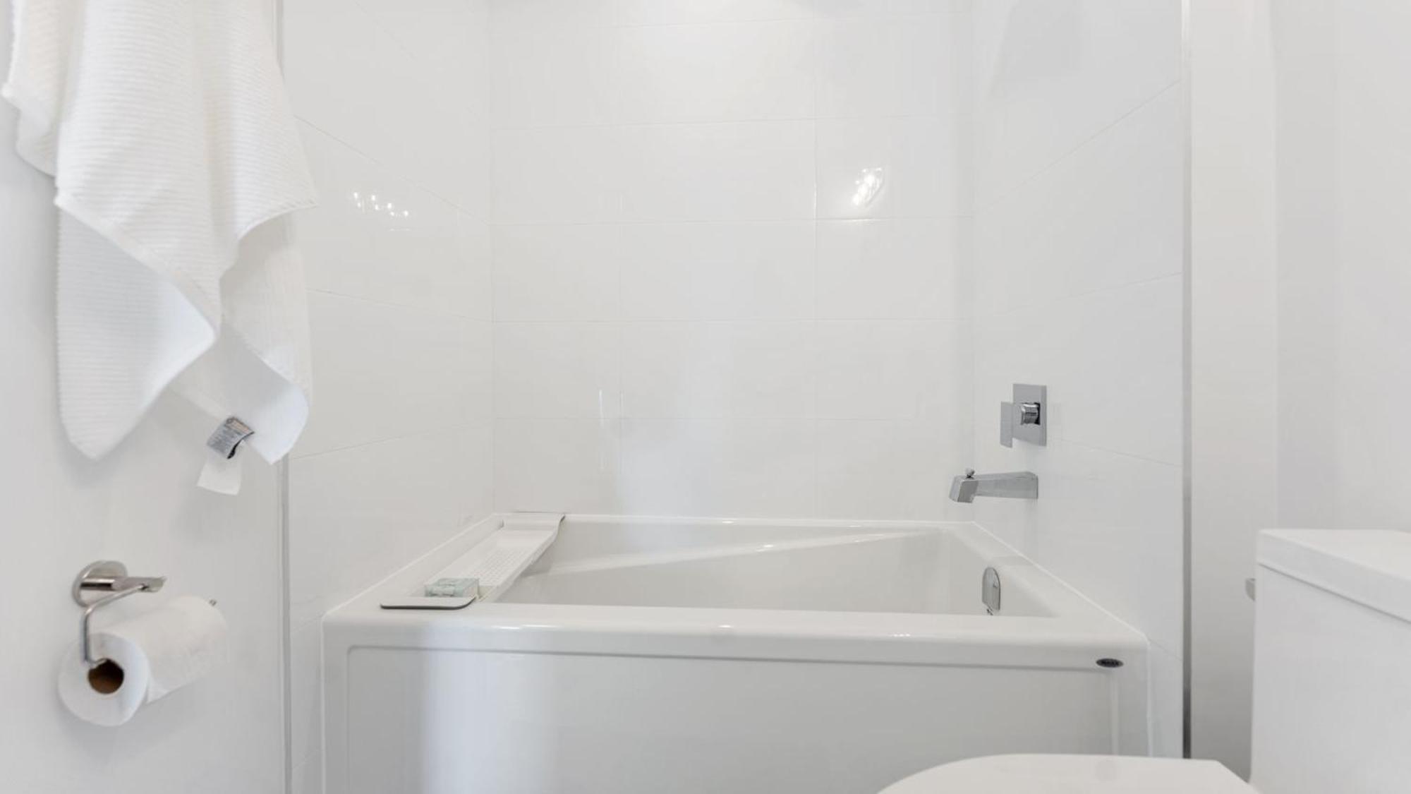 Entire Luxury Suite 4Mins To Falls Niagara Falls Exteriér fotografie